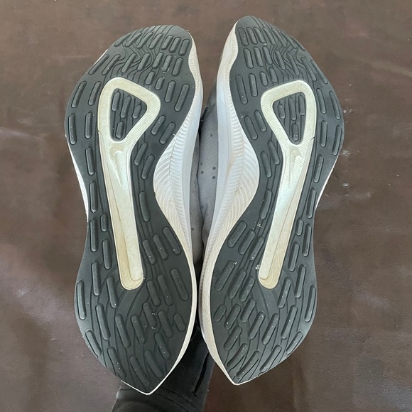 Nike Future Fast Racer Trainers In Black - Picture 8 of 8